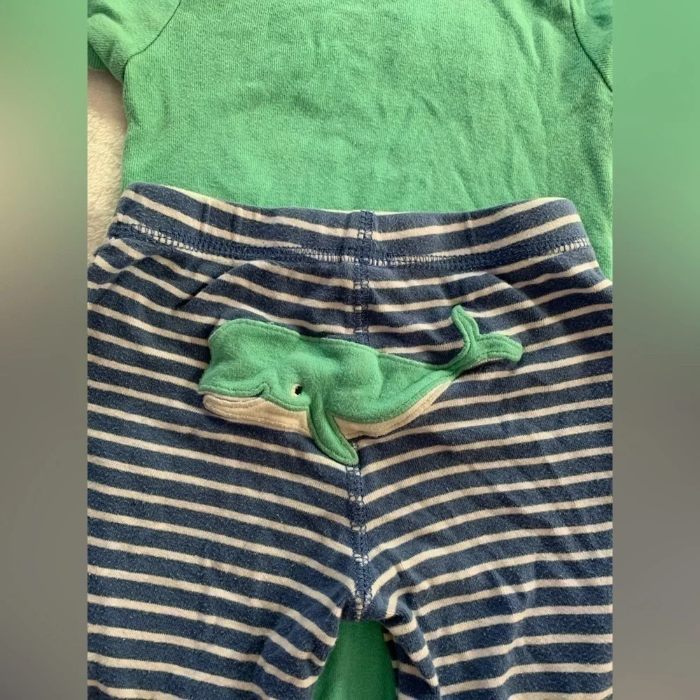 Carter’s Mommy’s First Mate 2 Piece Set and Gerber Onesie Size